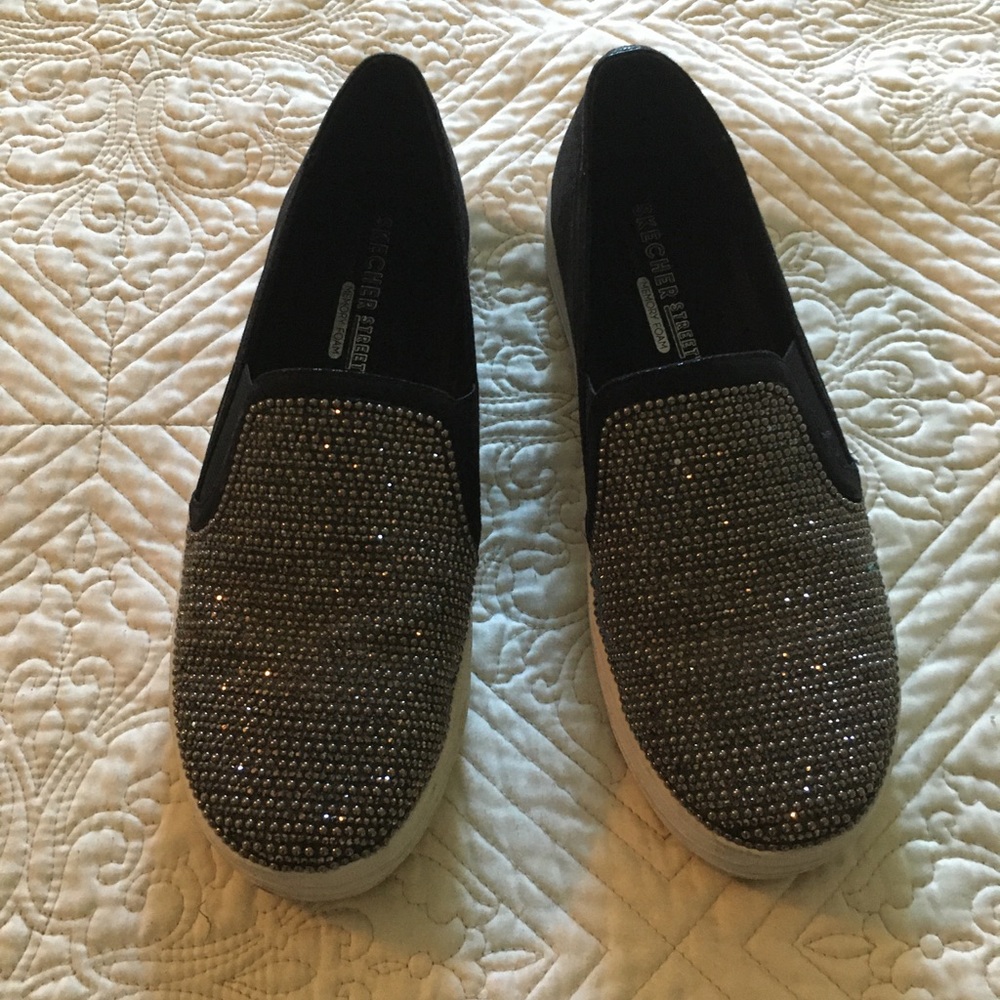 Skecher Street Memory foam casual